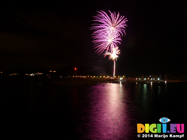 FZ007284 Fireworks at Argeles-sur-mer harbour